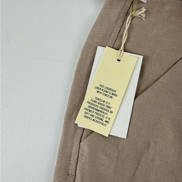 NWT Wilfred Allegra Tan Shorts with Cream Tie - Picture 7 of 8